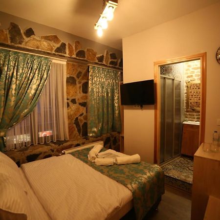 Little Ganj Suites Istanbul Exterior photo